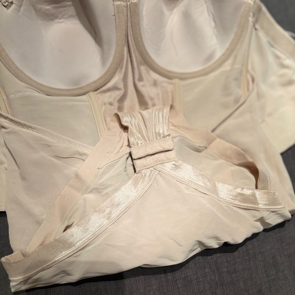 Maiden form Shape-ware Size 40C - Picture 5 of 6